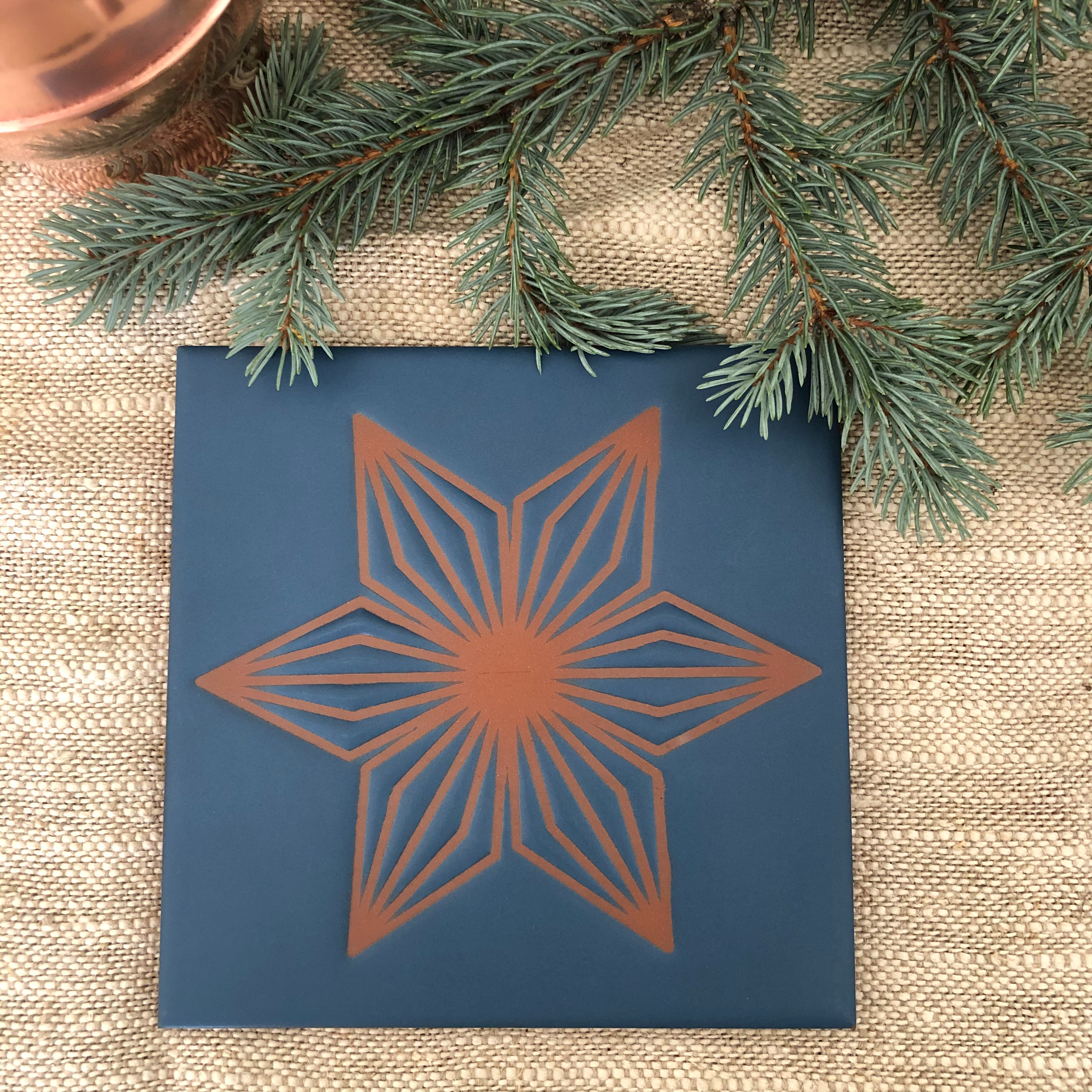 Holiday Trivet in Warm Eve