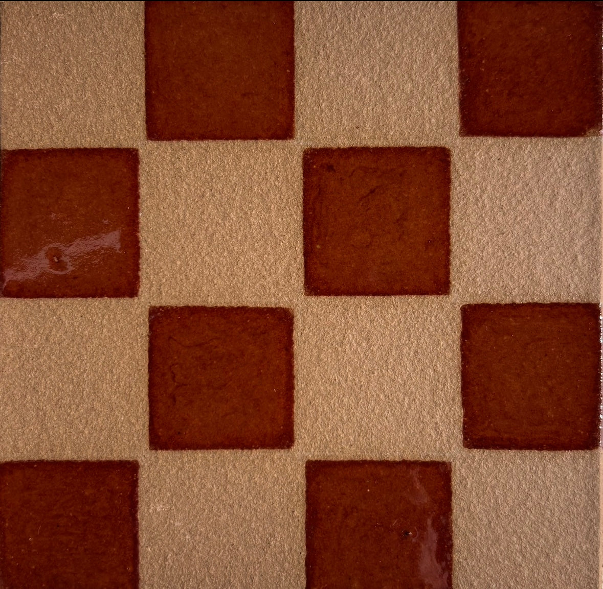 Checker | Amber | Buff